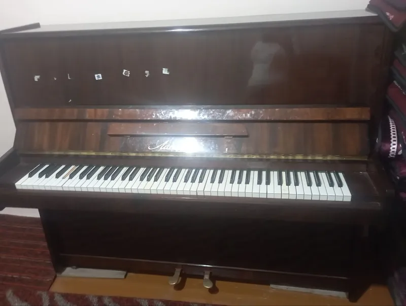 Pianino sotiladi
