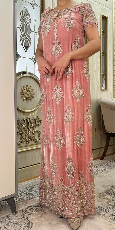 Вечернее платье