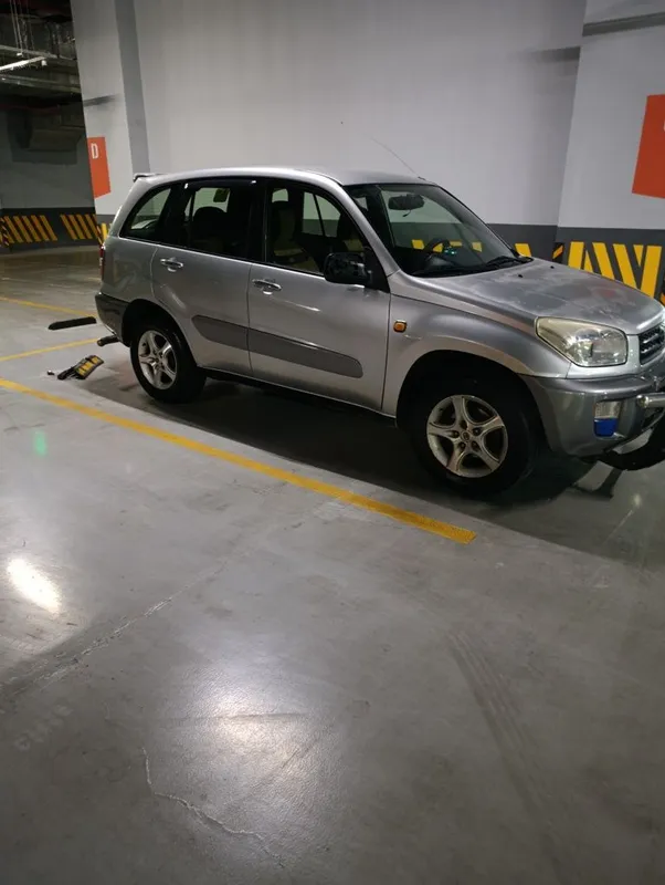 Toyota RAV4 mashinamni sotaman 1 Toyota RAV4 mashinamni sotaman 1