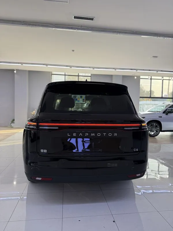 Leapmotor C16 Hybrid 2026 6 Leapmotor C16 Hybrid 2026 6