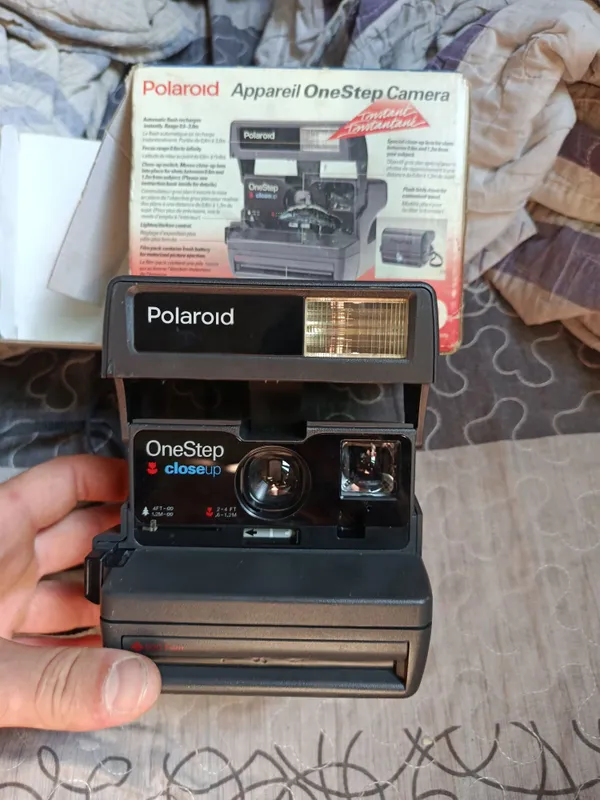 Продам фотоаппарат Полароид 1 Продам фотоаппарат Полароид 1
