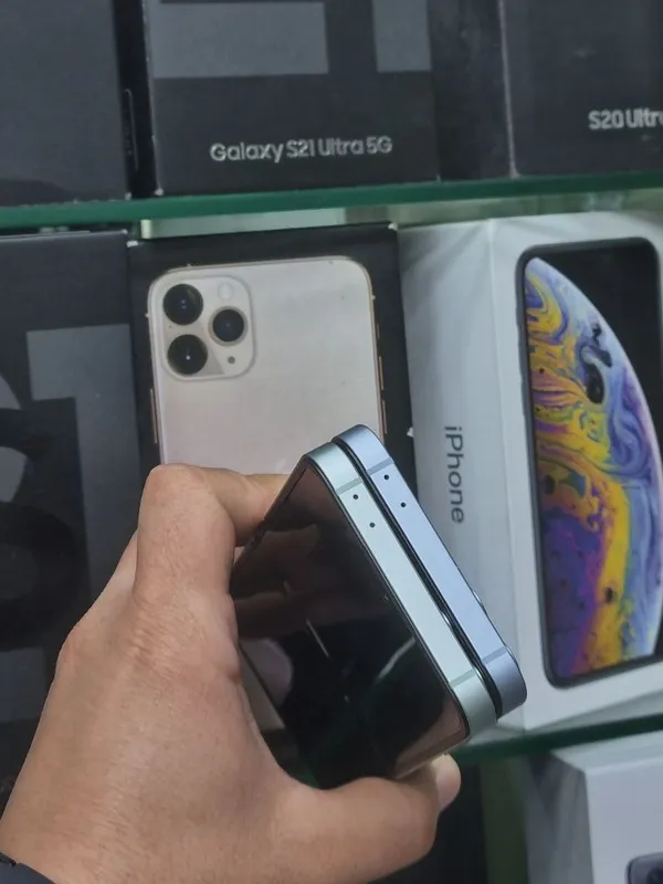 Samsung Z Flip 6 12/256 ГБ 5G, Snapdragon, идеальное состояние 3