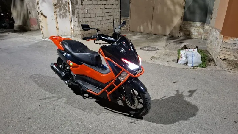 N max 150³ скутер 7