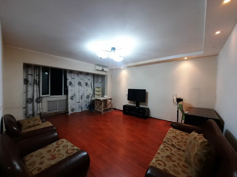 Продам 2 2х ком. на одном этаже 4