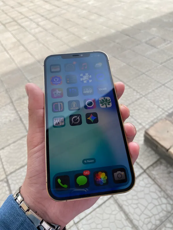 Iphone 12 pro max — фото 1