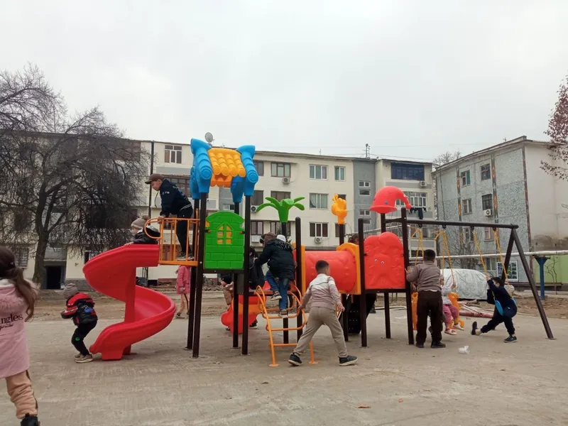 Аттракцион болалар майдончаси учун — фото 2