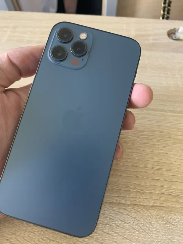 Iphone 12 pro 128gb karopka bor 2