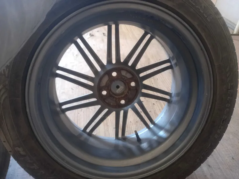 Diski baloni mn satiladi R17 4