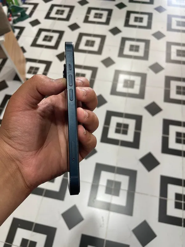 Iphone 13 idealni bir qo’l telefon 6 Iphone 13 idealni bir qo’l telefon 6