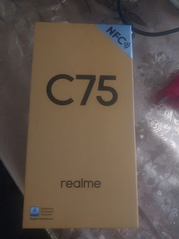 Realme c 75 gold svet — фото 4