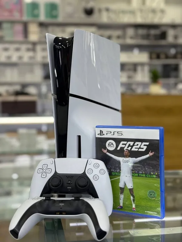 Приставка PlayStation 5