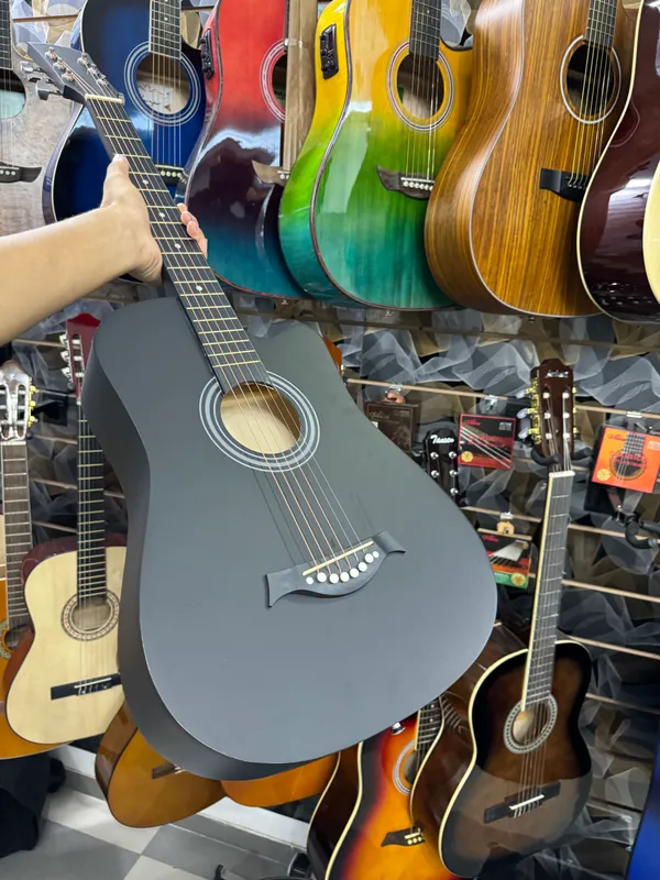 Gitara Super Skidka !!! (Xit prodaj )