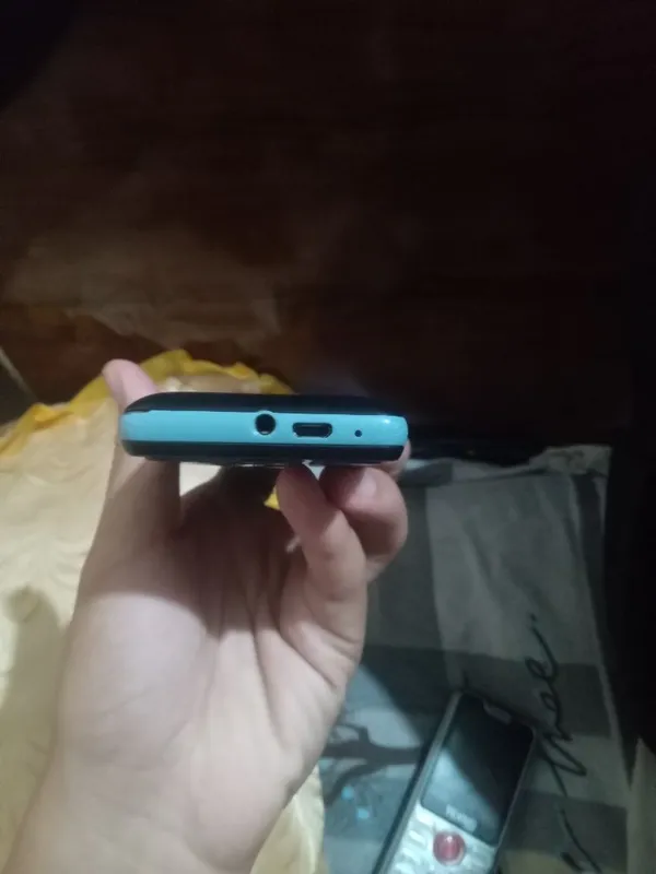 siccoo telefoni ajoyib faqat suvga tushi ketgan shunisi boo. ishlami 3