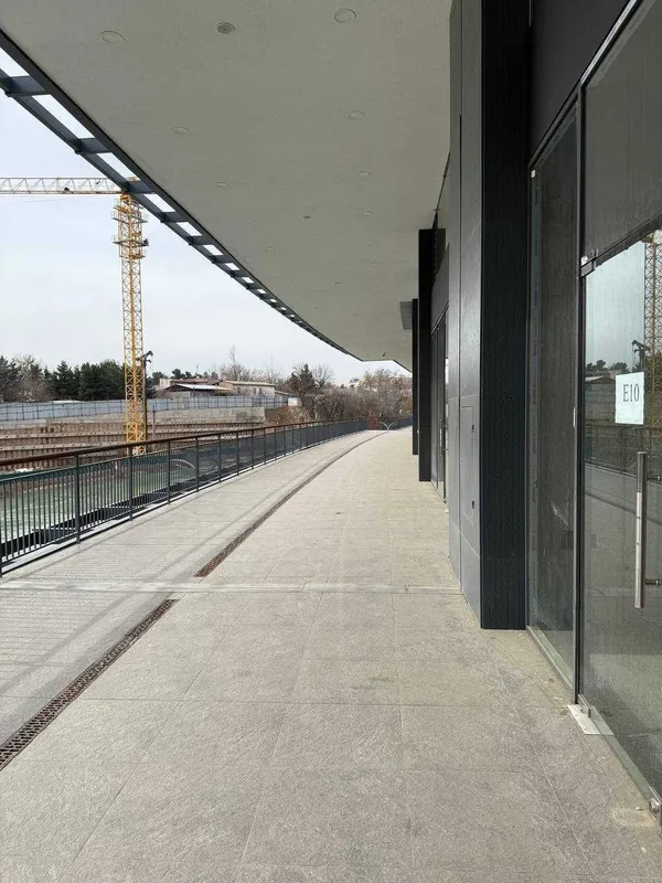 Продается магазин в Seoul Mun 23м2+11м2 терасса — фото 2