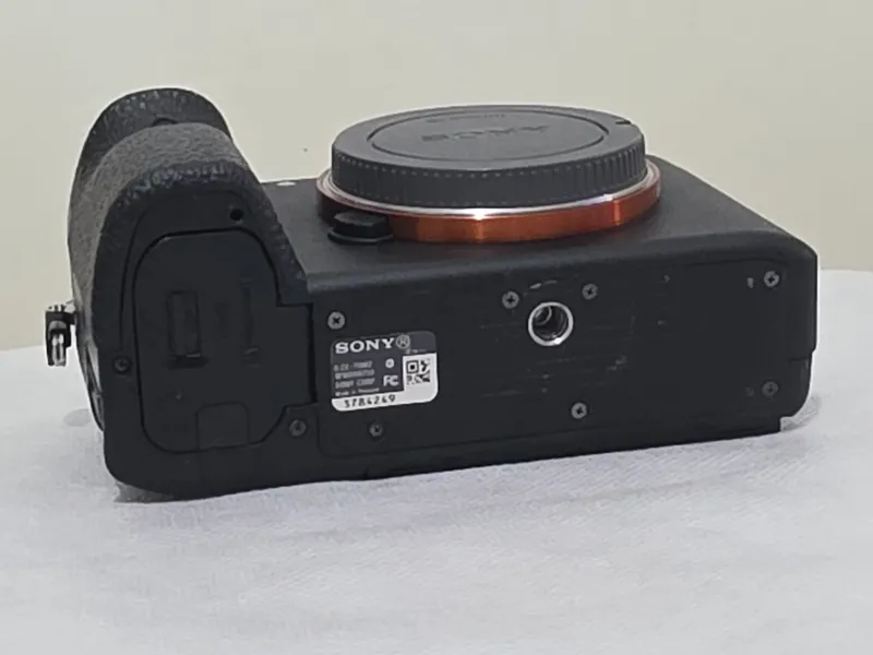 Sony a7S2 Body sotiladi — фото 4