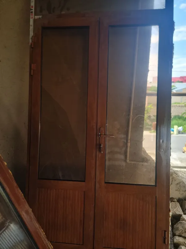 Akfa eshik va 4-ta dereza