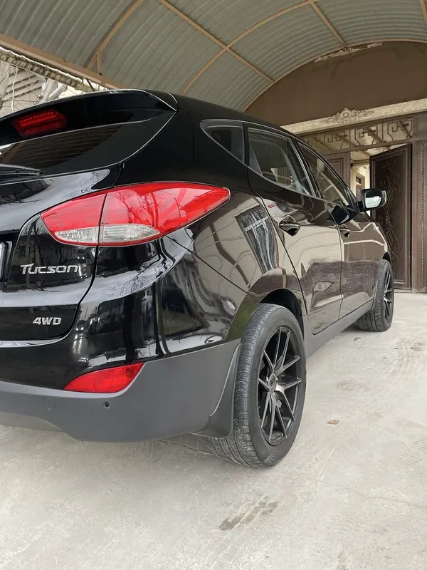 HYUNDAI TUCSON 2010 холати зур — фото 3