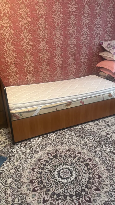 б/у кровать