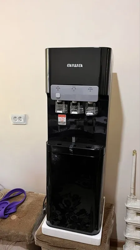 Kulller. Aiwa. LC32T. Black