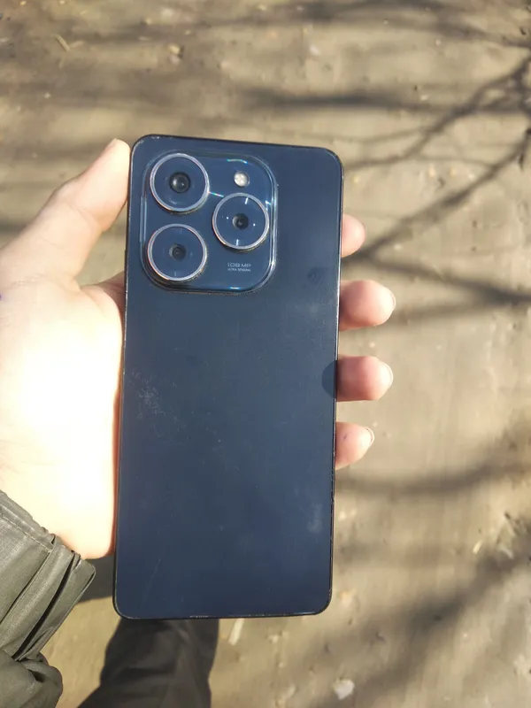 Tecno spark 20 pro