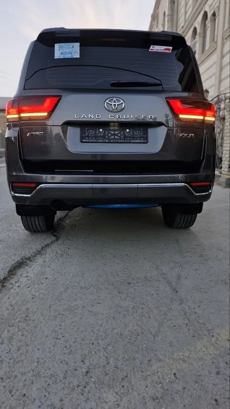 Toyota Land Cruser 300VX VGR Японка 2023год 35 турбинаматор фулпазит — фото 3