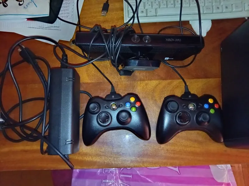 Xbox 360 Slim Sotiladi 250 gb + proshivka + kinect — фото 3