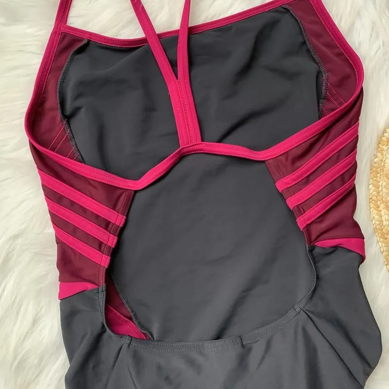 Купальник слитный спортивный adidas 3