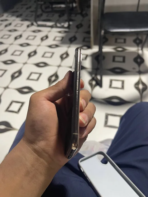 iphone xs 1000000 5