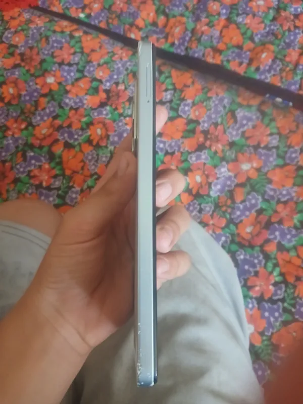 Tecno Spark 20 pro 4 Tecno Spark 20 pro 4