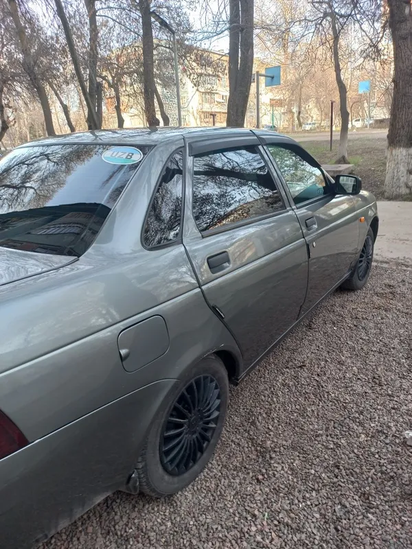 Лада приора 1.6 седан — фото 2