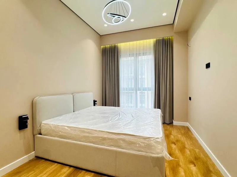 RENTING A 3-r luxury apartment in the RC Mirabad Avenue Oybek А2