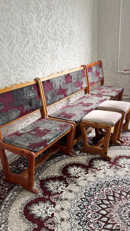 Срочно Продаётся Мягкий диван с ящиками хранения Отличное состояние