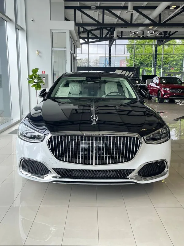 Mercedes Benz S680 Maybach Exclusive Model