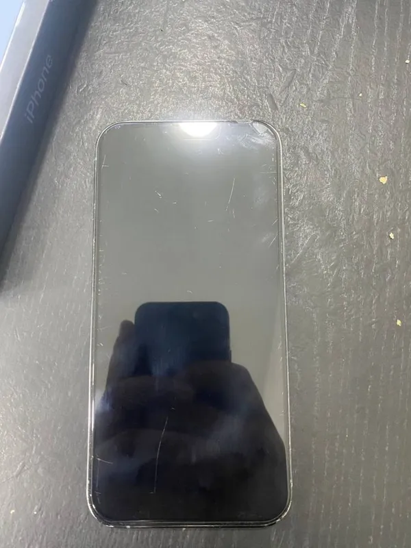 Iphone 13pro max 4 Iphone 13pro max 4