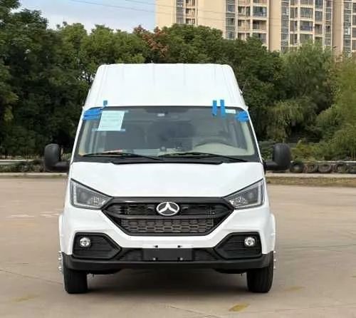 Микроавтобус Ford 17+1 Микроавтобус Ford 17+1