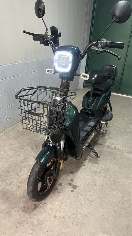 Yaxshi holatdagi elektr skuter 2