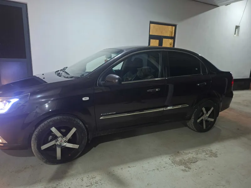 Nexia 3 sotiladi