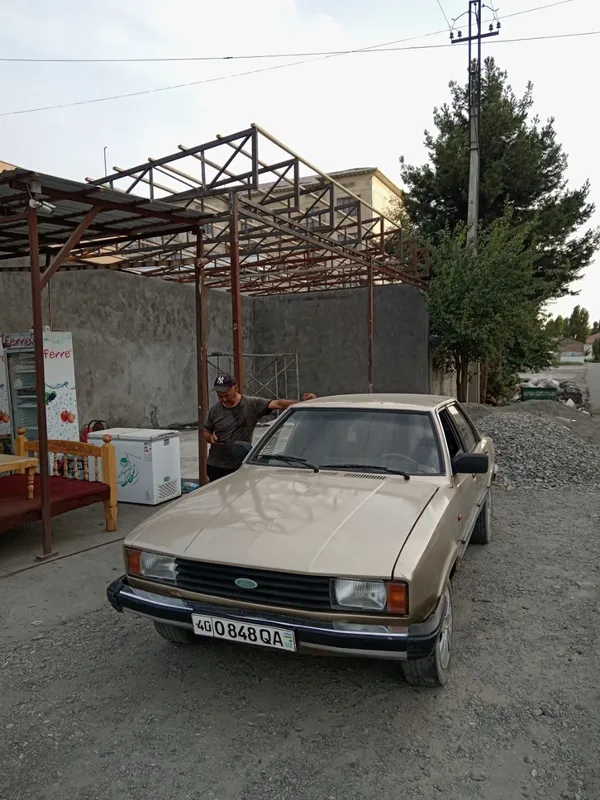 Автомашина Форд...