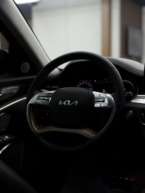 Kia K9 Premium 2023 9 Kia K9 Premium 2023 9