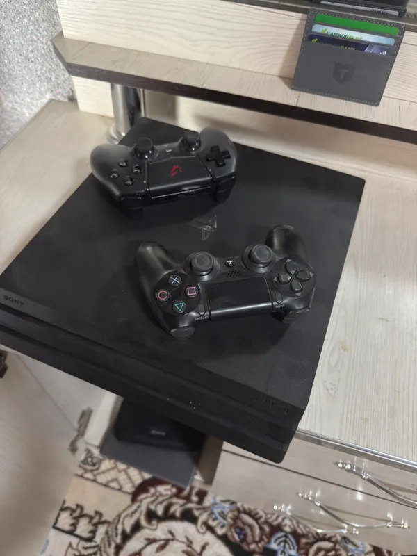 PlayStation 4 pro — фото 1