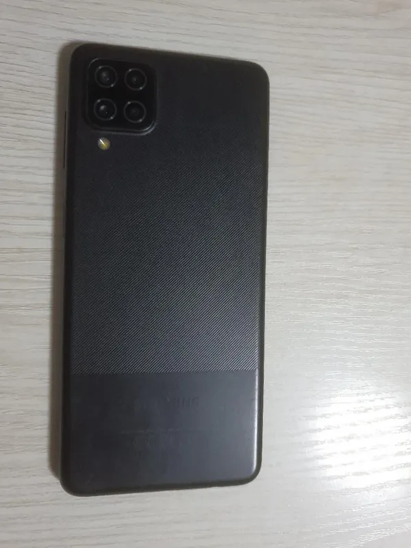 Samsung A12 sotiladi