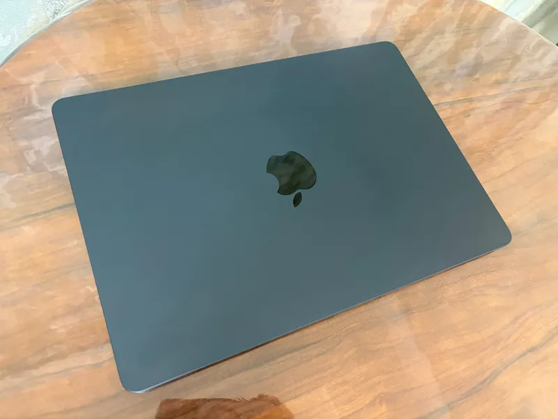 Macbook Air M5 13 24gb/1tb Midnight (1 oy ishlatilgan) — фото 3
