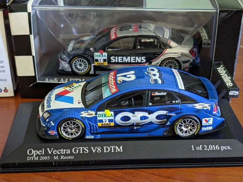 Коллекционные модели в масштабе 1:43 1