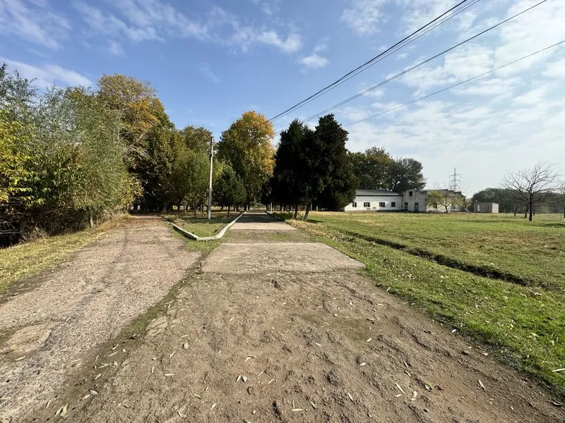 Продается земля под производства в городе Ахангаран 2