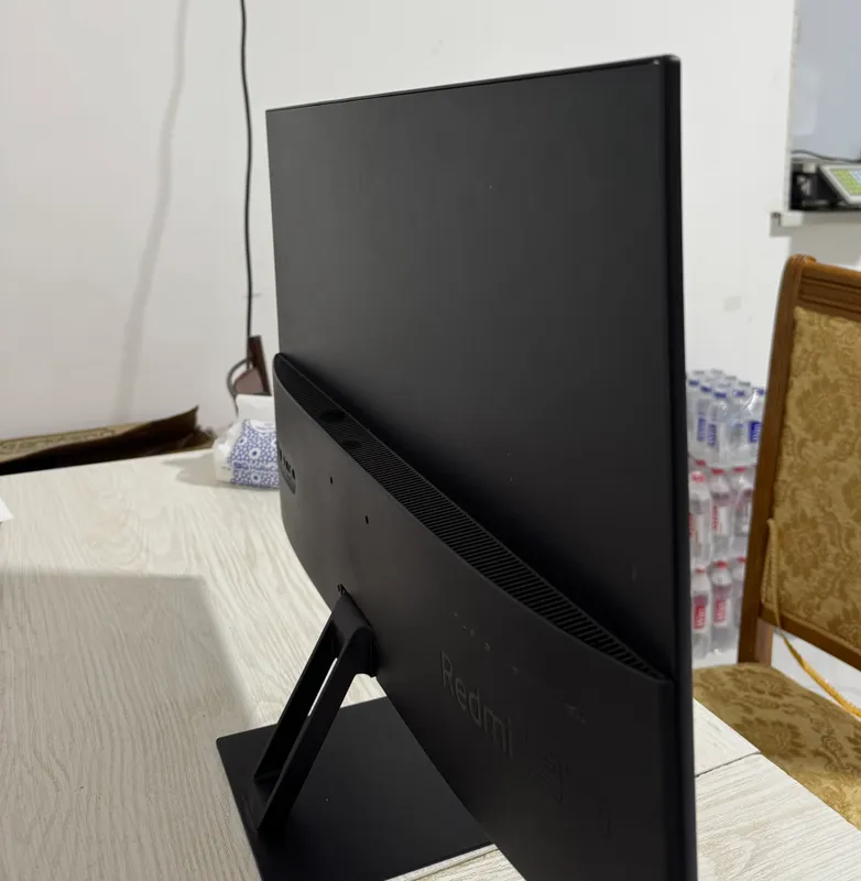 Redmi 27 dyuymli 165 Gts monitori 2 Redmi 27 dyuymli 165 Gts monitori 2