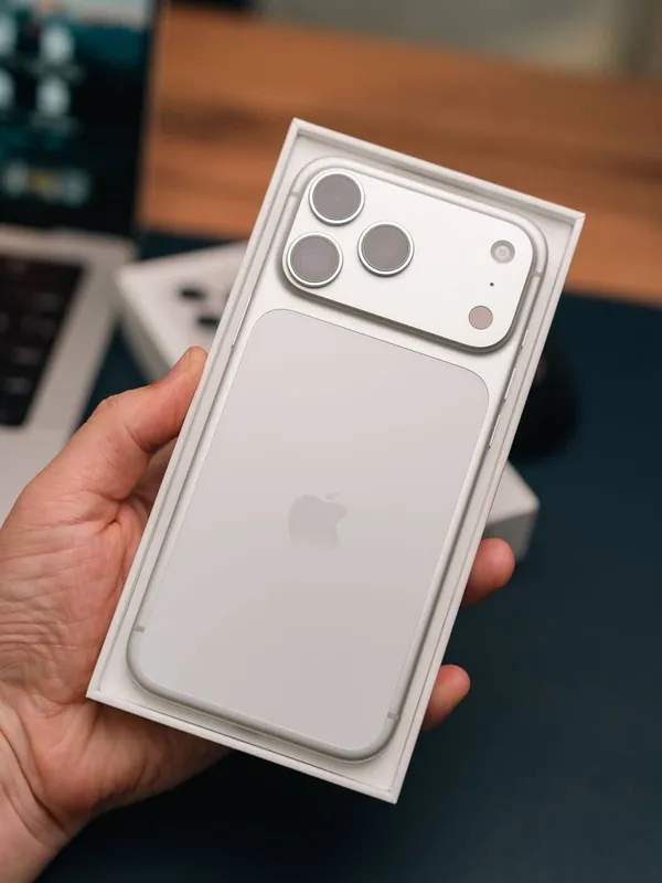 iPhone 17 Pro Max Silver 256gb 1 iPhone 17 Pro Max Silver 256gb 1