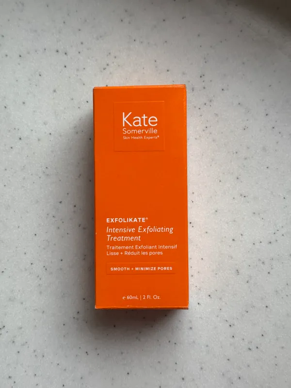 Отличный подарок - пилинг от Kate Somerville