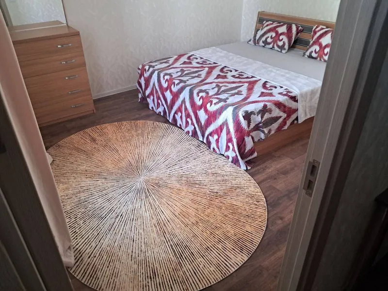 qizlarga kvartira sheriklika obshi 3kishi turiladi