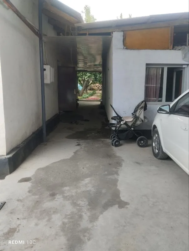 Uchastka 6 sotix
