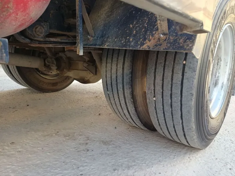Isuzu sotiladi. Yili 2013. Zavodskoy turbina.6ta yangi balon qilingan. 5 Isuzu sotiladi. Yili 2013. Zavodskoy turbina.6ta yangi balon qilingan. 5